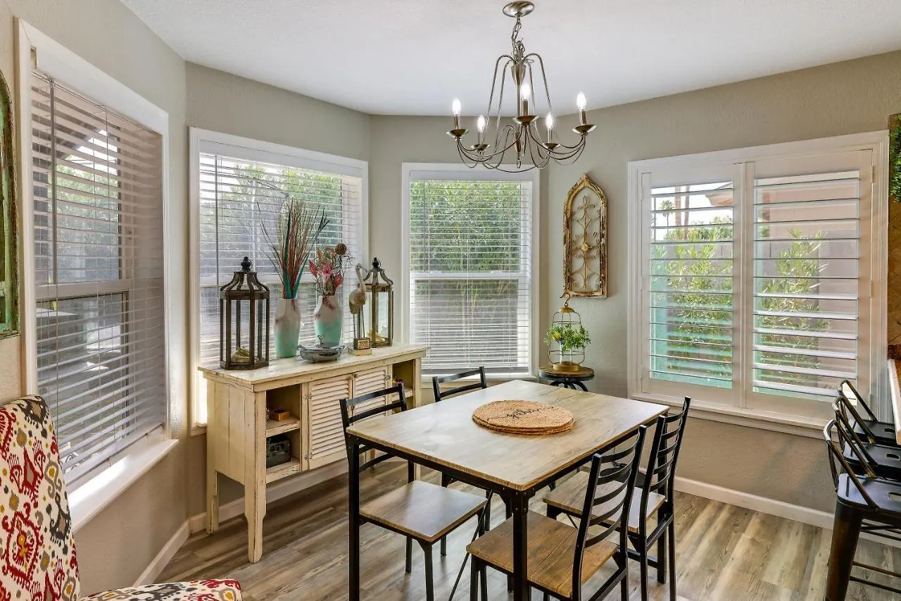 Pet-Friendly Phoenix Oasis With 3 Covered Patios! 0*,