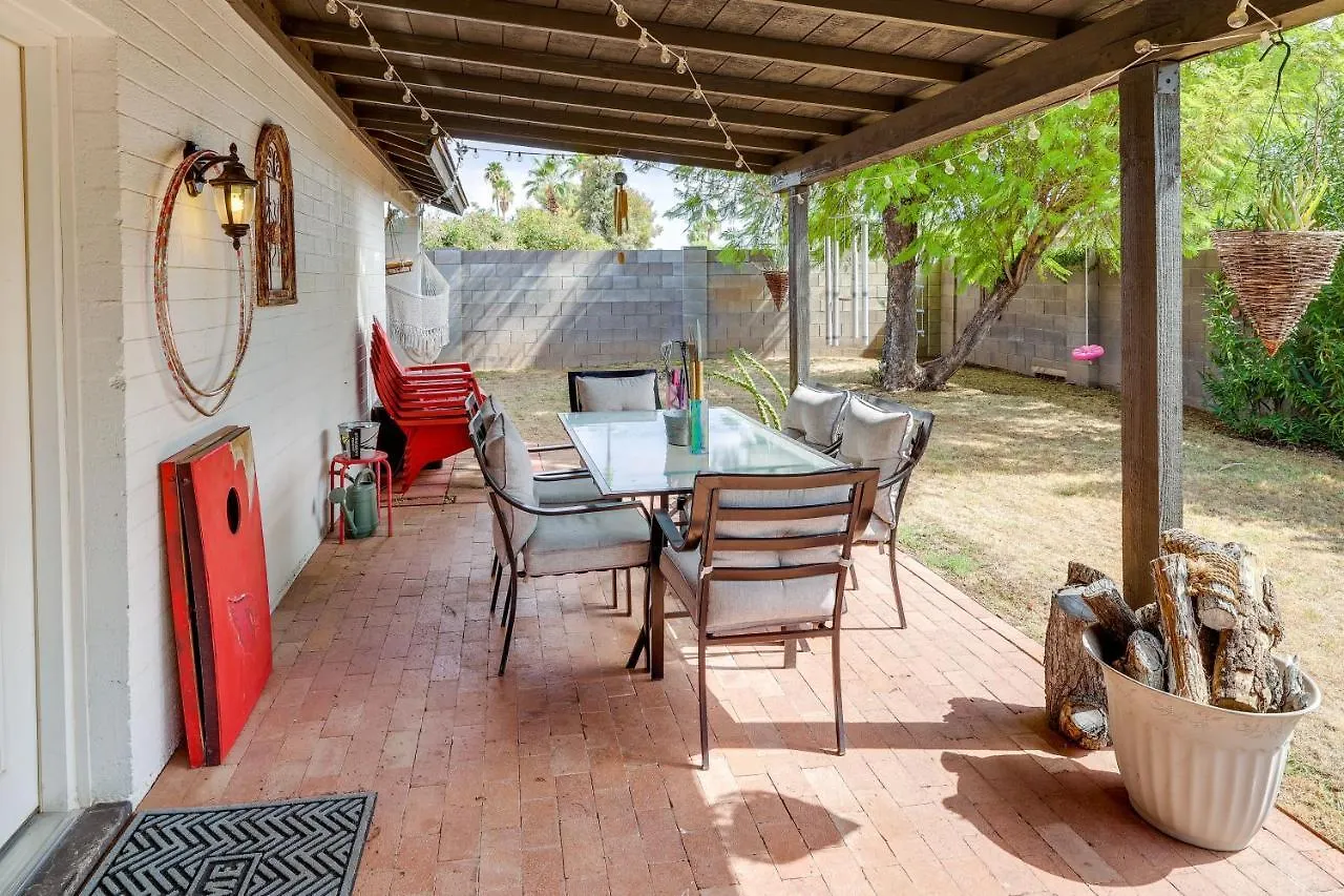Pet-Friendly Phoenix Oasis With 3 Covered Patios! Σπίτι διακοπών